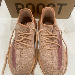 Yeezy 350 Boost V2 Clay size 7.5 US